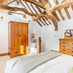 5 Bed In Broughton-in-furness 93178