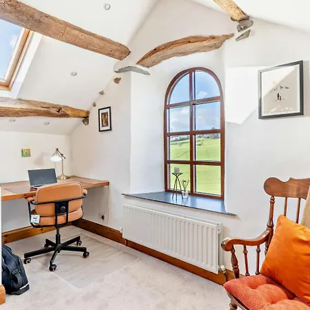 בית נופש 5 Bed In Broughton-in-furness Oc-93178