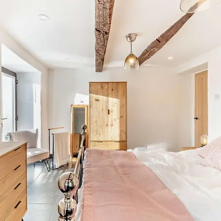 5 Bed In Broughton-in-furness Oc-93178 בית נופש