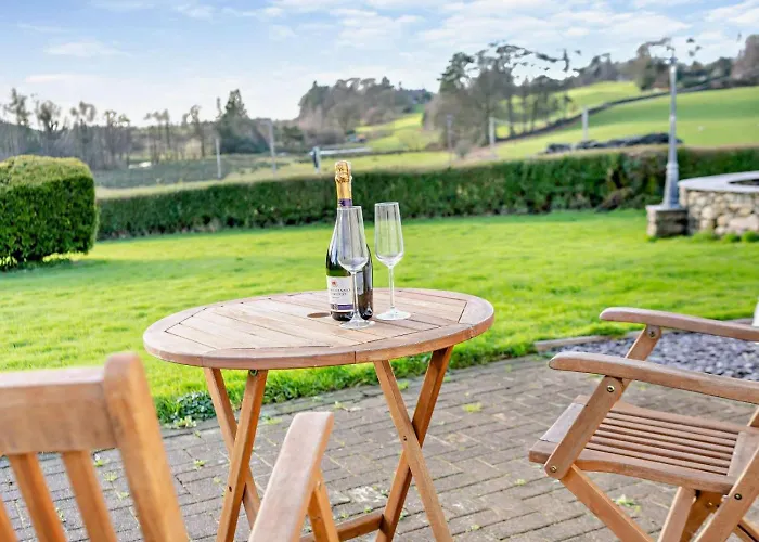 5 Bed In Broughton-in-furness 93178 *